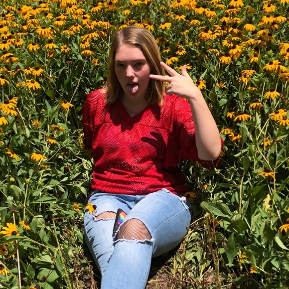 Meet your Posher, Lauren - Picture 1 of 1